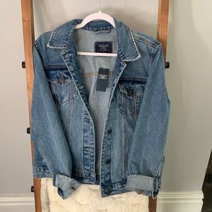 Jean jacket, NEVER WORN
